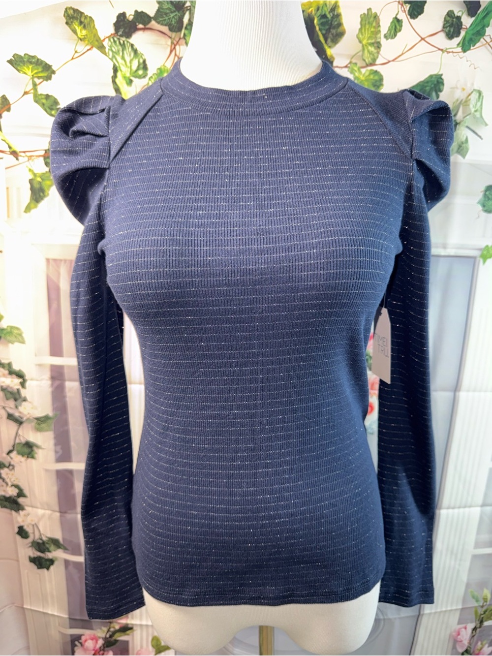 1038-Time and Tru Navy Long-Sleeve Puff Shoulder Knit Top
